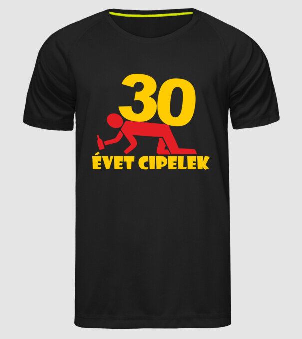  minta fekete pólón