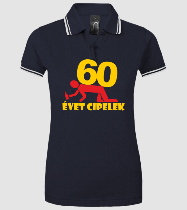  minta sötétkék pólón