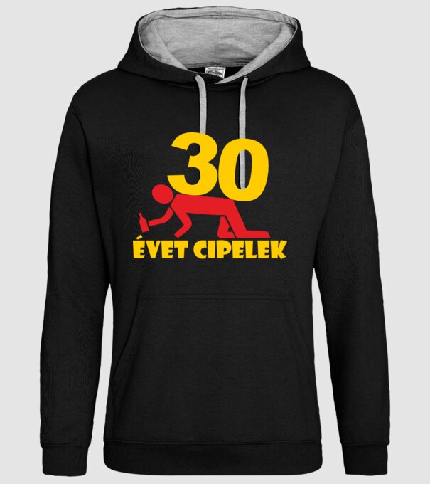  minta fekete pólón