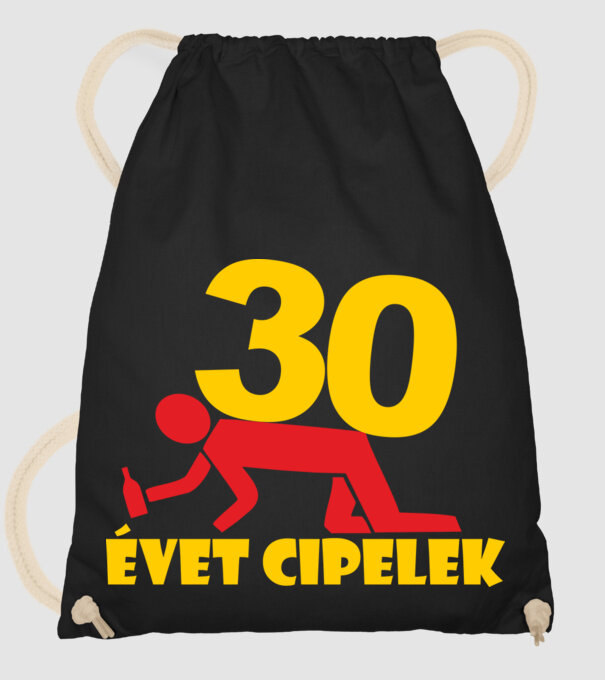  minta fekete pólón