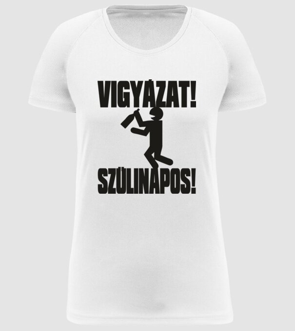  minta fehér pólón